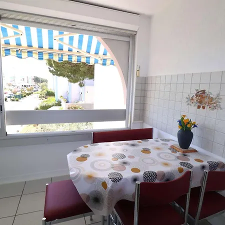Climatise Proche Avec Parking Prive, Piscines Et Jardins D'enfants - Fr-1-307-258 * 르그로뒤후아